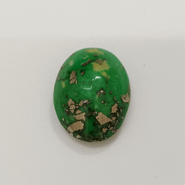 Hussaini Feroza - 23.50 carat